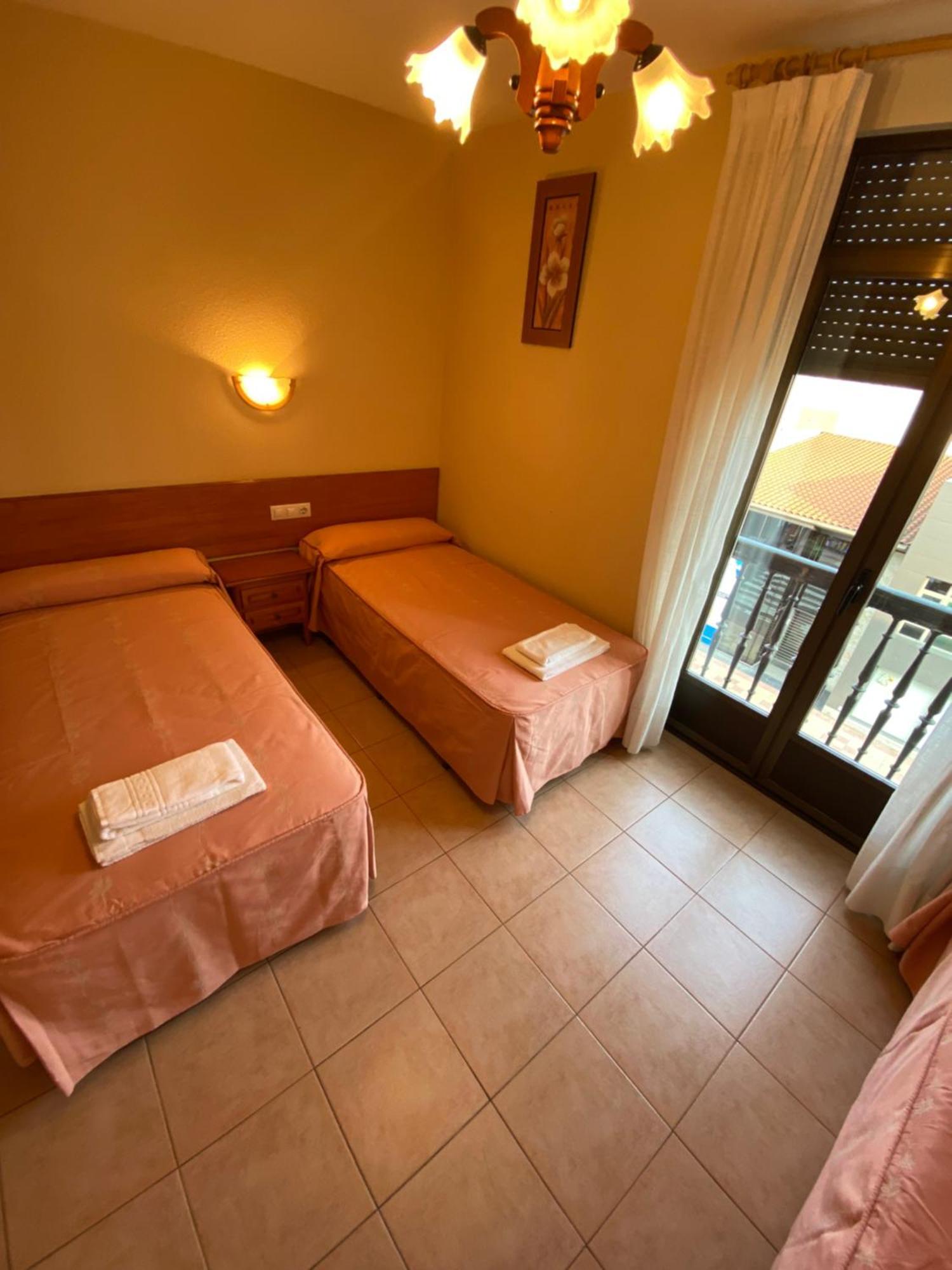 Hostal Jose Mari Ciudad-Rodrigo 外观 照片